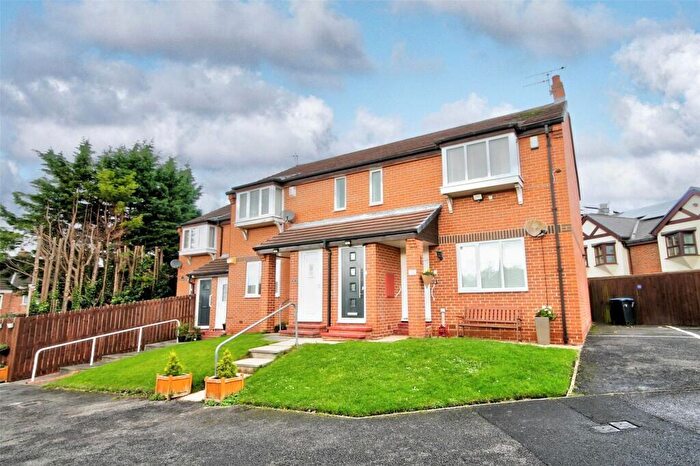 1 Bedroom Apartment For Sale In Hopgarth Court, Chester Le Street, DH3