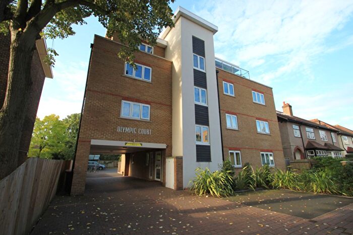 1 Bedroom Flat To Rent In Kingston Road, New Malden, Surrey, KT3