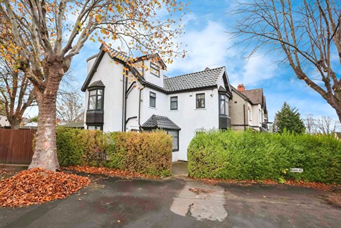4 Bedroom Detached House For Sale In Wheelwright Road, Birmingham, West Midlands, B24