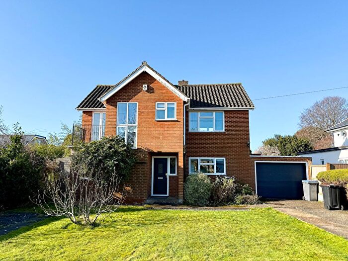 3 Bedroom Detached House For Sale In Manor Avenue, Deal, Kent, CT14
