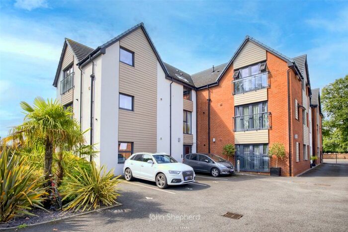 2 Bedroom Flat To Rent In Stratford Road, Shirley, Solihull, B90