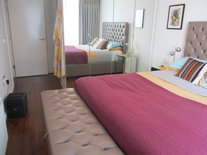 1 Bedroom Flat To Rent In Albany Road Camberwell, SE5