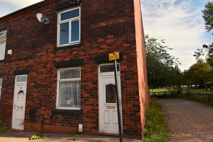 2 Bedroom Property To Rent In Castle Street, Tyldesley, Manchester, M29