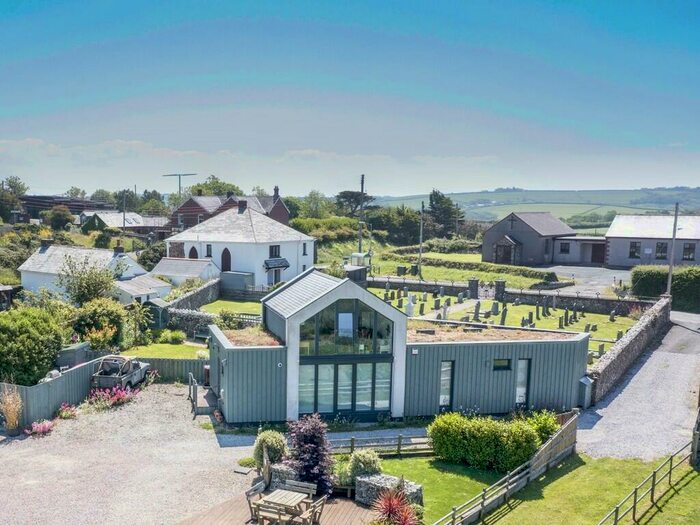 3 Bedroom Detached House For Sale In Poundstock, EX23