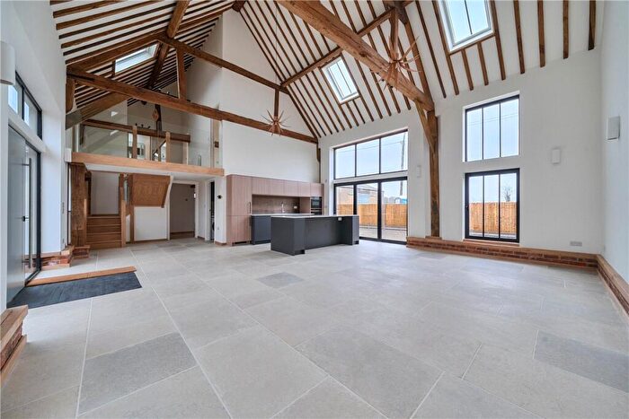 3 Bedroom Detached House To Rent In Enborne Street, Enborne, Newbury, Berkshire, RG20