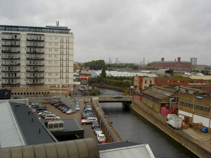 2 Bedroom Flat To Rent In High Street, London, E15