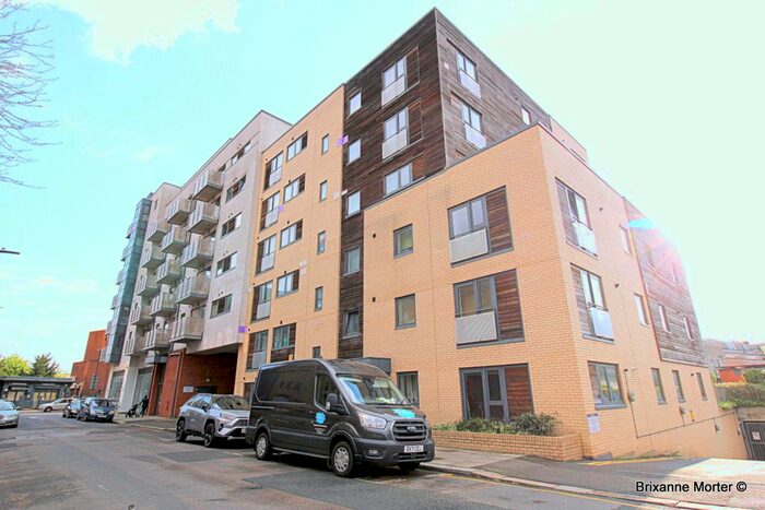 1 Bedroom Flat To Rent In Stanley Road, London, SW19