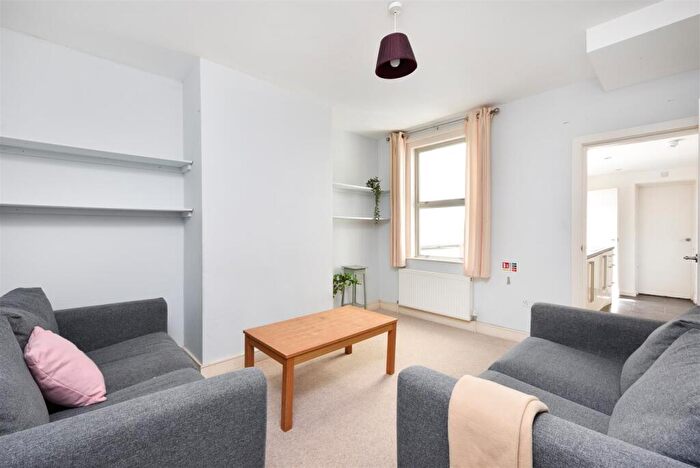 5 Bedroom End Of Terrace House To Rent In Cynthia Road, Bath, BA2