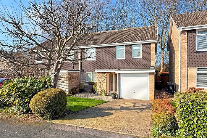 4 Bedroom Property For Sale In Mill Gate, Harrogate, HG1