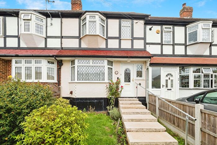 2 Bedroom Terraced House For Sale In Bellevue Road, Romford, RM5