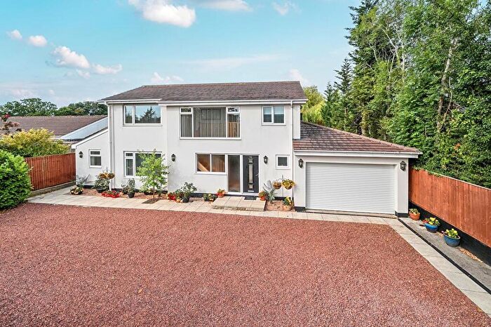 4 Bedroom House For Sale In Leeds Road, Harrogate, HG2