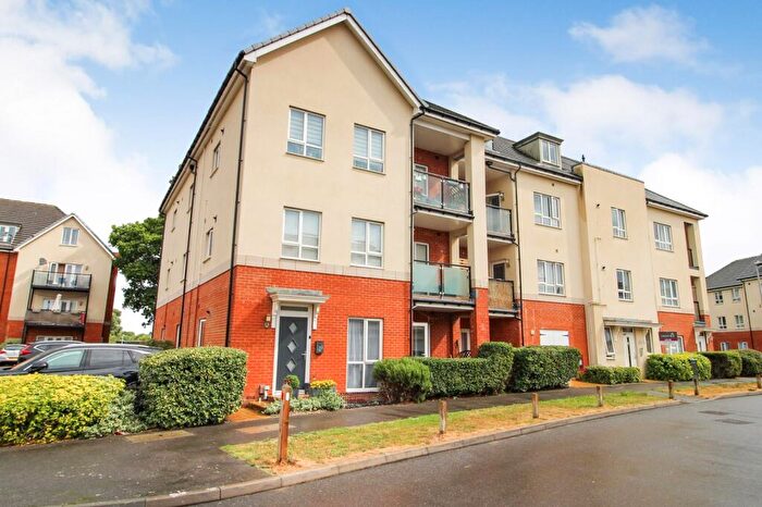 2 Bedroom Flat For Sale In Percivale Close, Crawley., RH11