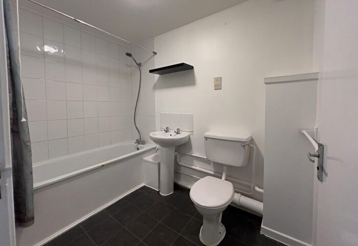 1 Bedroom Studio To Rent In Bradman Way, Stevenage, SG1