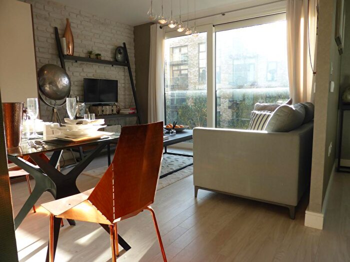 Studio To Rent In Copenhagen Court, Greenland Place, Pell Street, London, SE8