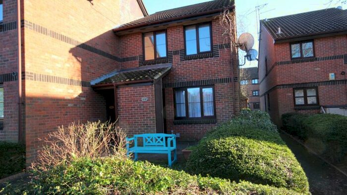 1 Bedroom Maisonette To Rent In Hamburgh Court, Cheshunt, Waltham Cross, EN8