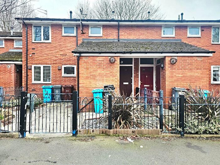 1 Bedroom Flat To Rent In Hamilton Road, Longsight, Manchester, M13