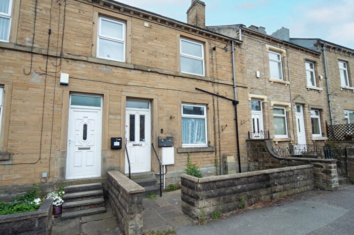 1 Bedroom Penthouse To Rent In Flat, Long Lane, Dalton, Huddersfield, West Yorkshire, HD5