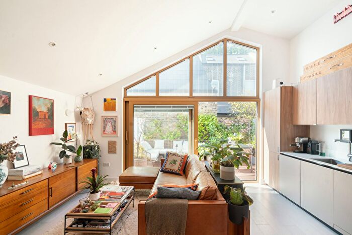 1 Bedroom Flat For Sale In Trinity Lofts, London, SE1