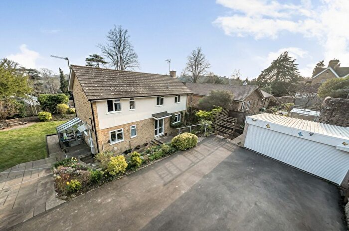 4 Bedroom Detached House For Sale In Guildford, Surrey, GU2