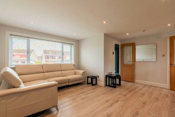 3 Bedroom End Of Terrace House To Rent In L &#; Whitehill Gardens, Musselburgh, EH21