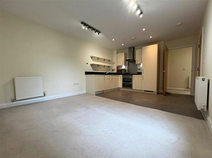 1 Bedroom Flat To Rent In Trinity Court, Hawtrey Road, Windsor, SL4