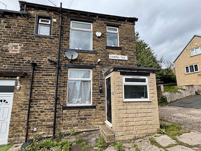 2 Bedroom End Terrace House For Sale In Chapel Terrace, Thornton, Bradford, BD13