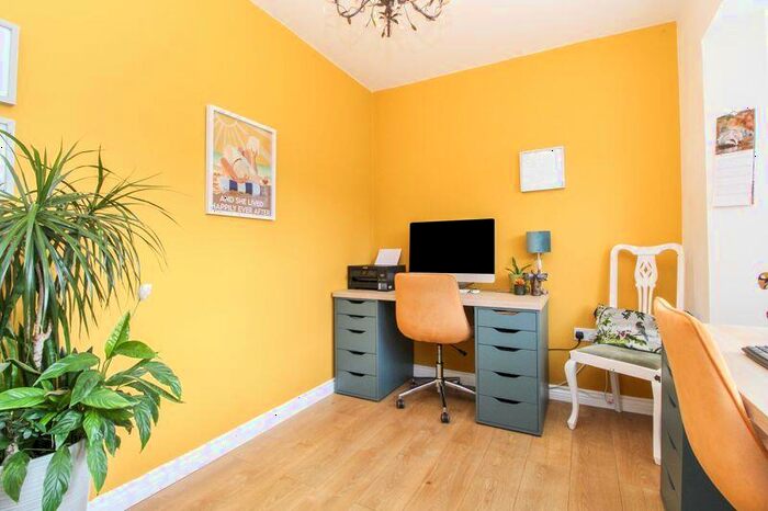 5 Bedroom Detached House For Sale In Brambling Gardens, Wixams, MK42
