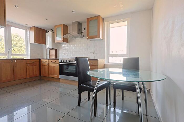 2 Bedroom Maisonette To Rent In Napier Street, Shieldfield, Newcastle Upon Tyne, NE2