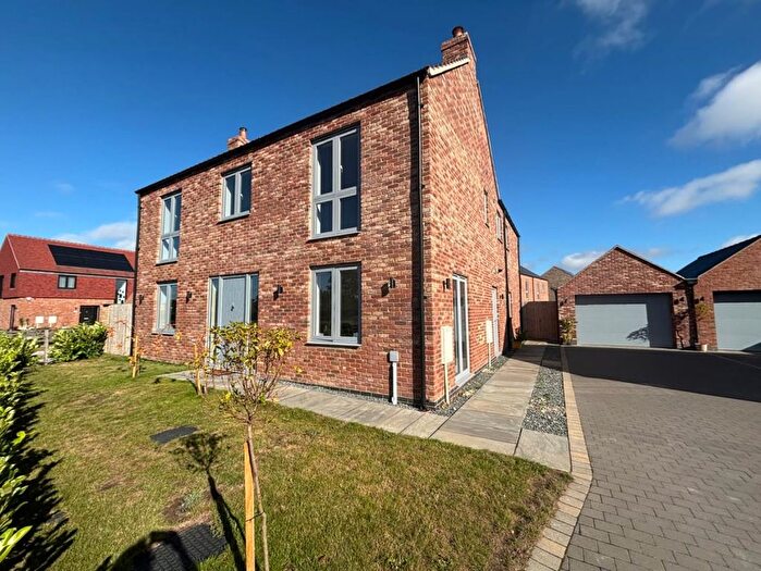 4 Bedroom Detached House For Sale In Woodpecker Close, Market Rasen, LN8