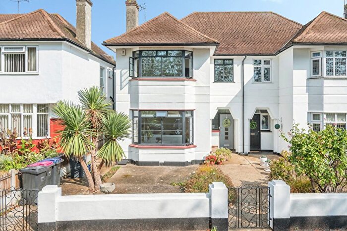 4 Bedroom Semi-Detached House For Sale In Northumberland Crescent, Southend-On-Sea, Essex, SS1