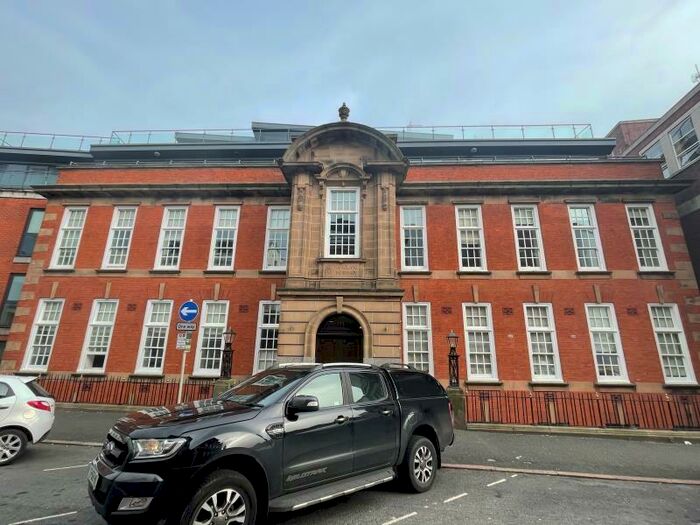 2 Bedroom Apartment To Rent In The Ropewalk, The Park, NG1