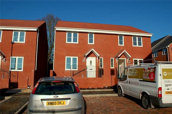 3 Bedroom Semi-Detached House To Rent In Renard Rise, Stonehouse, Glos., GL10