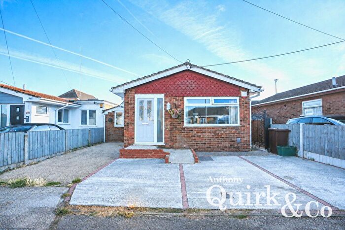 2 Bedroom Detached Bungalow For Sale In Wittem Road, Canvey Island, SS8