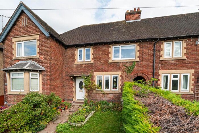 3 Bedroom Terraced House For Sale In Bakewell Road, Matlock, DE4