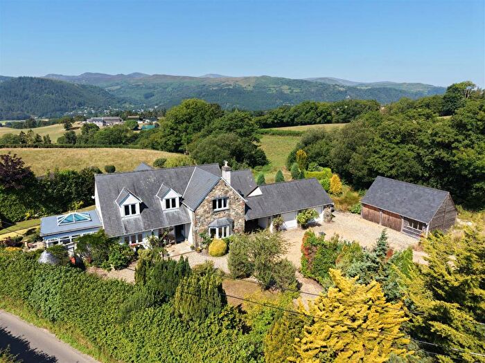 4 Bedroom Detached House For Sale In Llanddoged, LL26