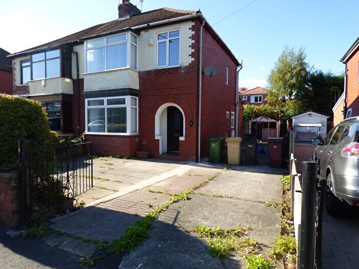 3 Bedroom Semi-Detached House To Rent In Ashworth Lane, Sharples, Bolton, BL1