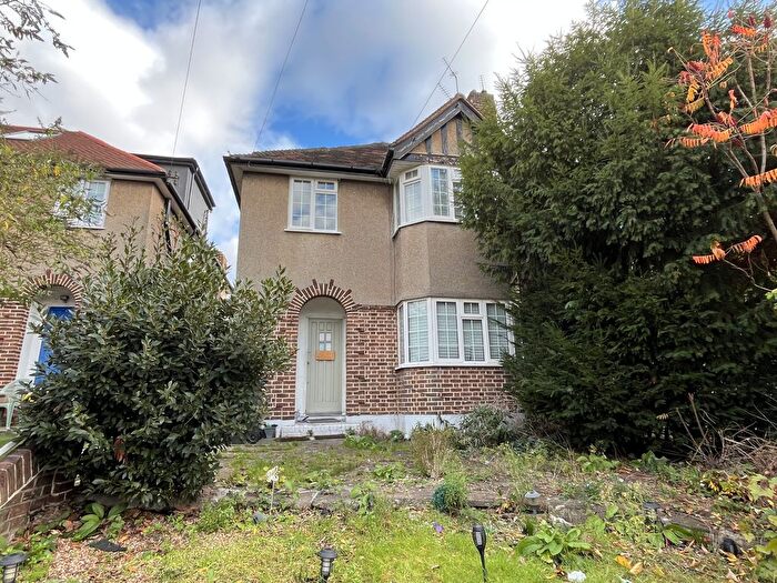 2 Bedroom Property For Sale In And Ethelbert Close, Bromley, Kent, BR1