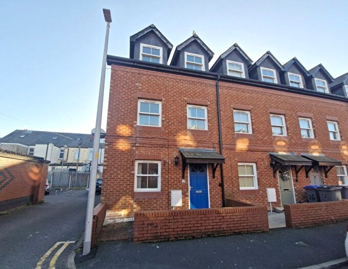 4 Bedroom Terraced House To Rent In Castlegate, Blackpool, FY1