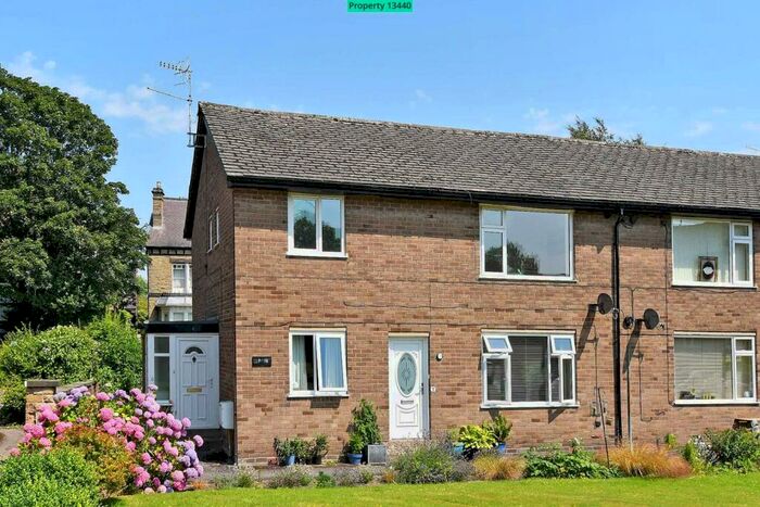 2 Bedroom Flat To Rent In The Chase, Clarke Dell, Sheffield, S10