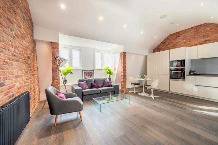 2 Bedroom Flat To Rent In Southampton Row, Bloomsbury, WC1B