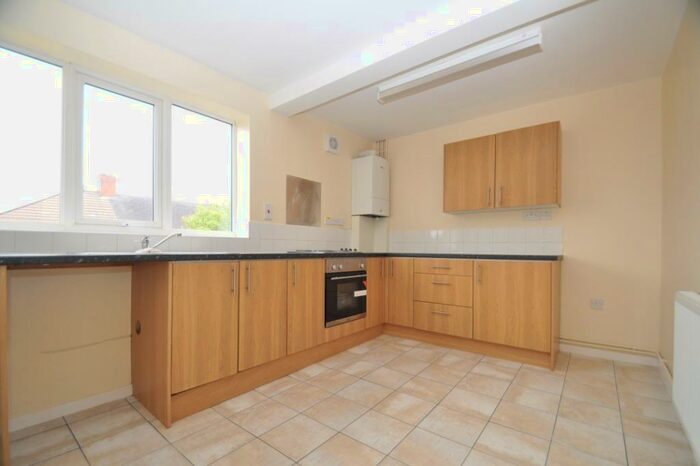 3 Bedroom Town House To Rent In Spoutfield Road, Etruria, Stoke-on-Trent, ST4