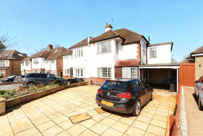 4 Bedroom Semi Detached House For Sale In Oakwood Crescent, London, N21