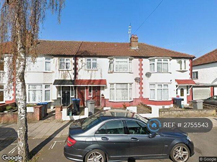 3 Bedroom Terraced House To Rent In West Way, London, NW10