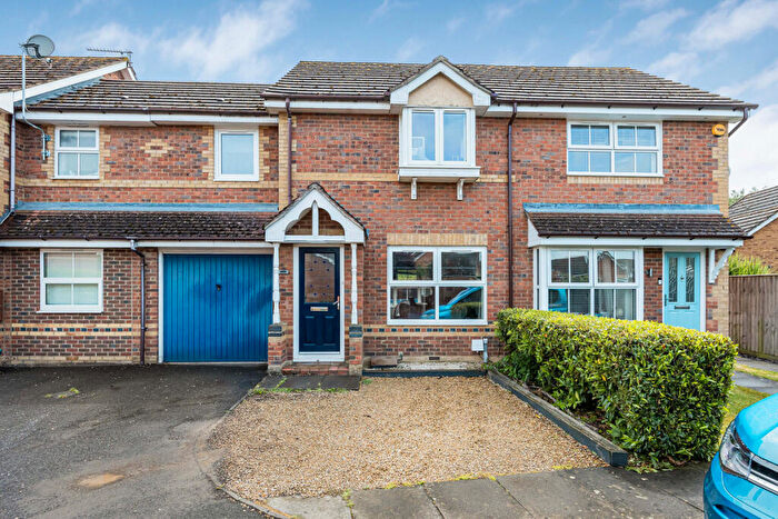 3 Bedroom Terraced House For Sale In Brunstock Beck, Didcot, OX11