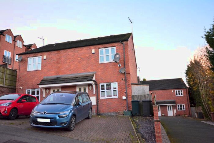 3 Bedroom Semi-Detached House To Rent In Simkin Avenue, Nottingham, NG3