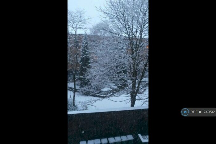 1 Bedroom Flat To Rent In High Street, Glasgow, G1