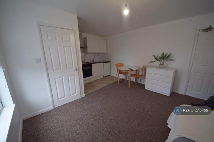 Studio To Rent In George St, Reading, RG1