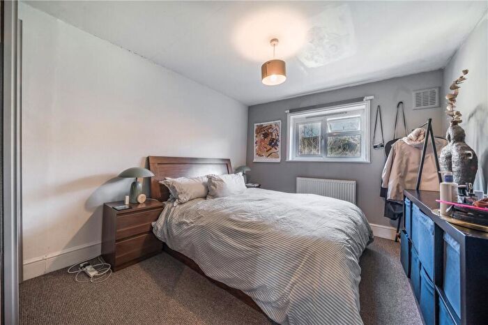 1 Bedroom Apartment For Sale In Lower Road, London, SE16