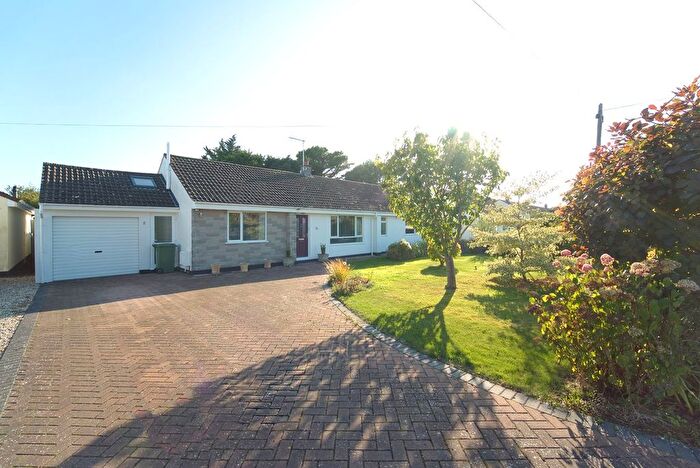 3 Bedroom Bungalow For Sale In The Worthings, Lympsham, Weston-Super-Mare, BS24