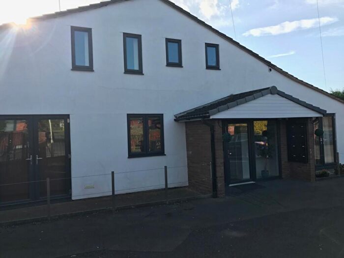 1 Bedroom Apartment To Rent In Kings Court, King Street, Stourbridge, West Midlands, DY8